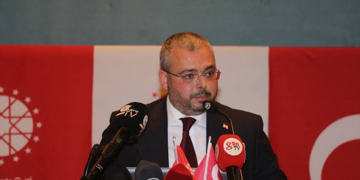 Adana'da dezenformasyonla mücadele konulu panel düzenlendi