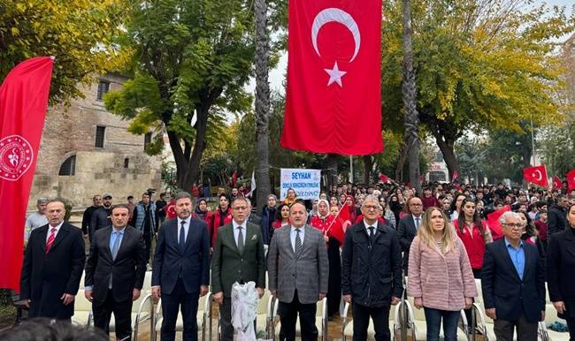 Adana'nın düşman işgalinden kurtuluşunun 102. yılı gençler eşliğinde coşkuyla kutlandı - 2 - 3