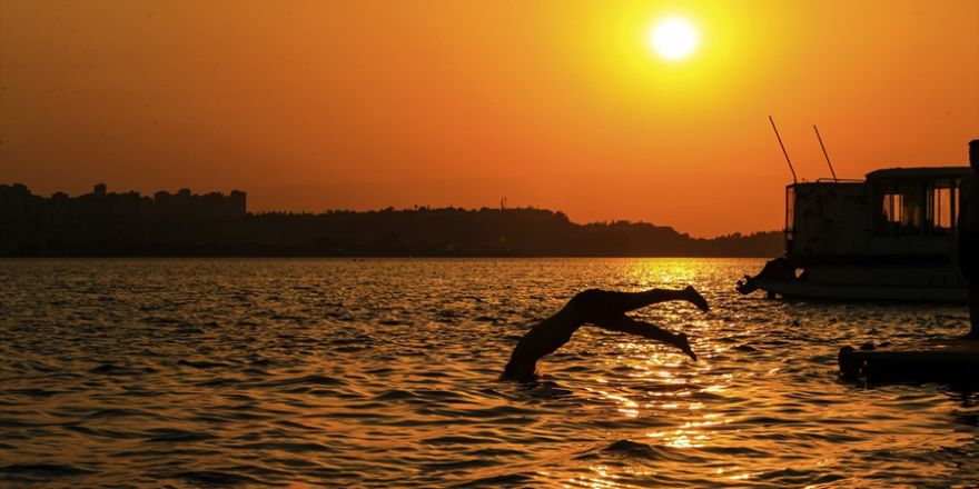 Adana'da gün batımı