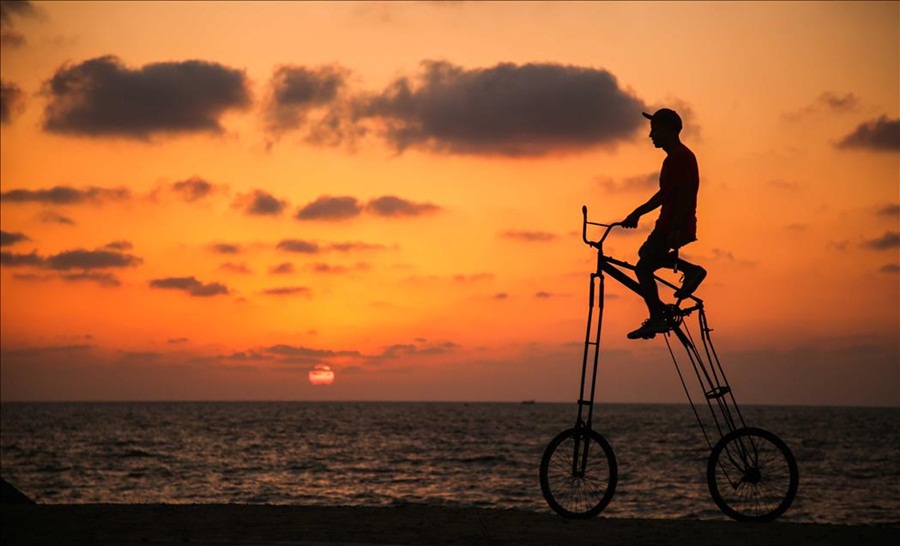 Filistinli Alaa kendi imkanlarıyla bisikletini üretti 1