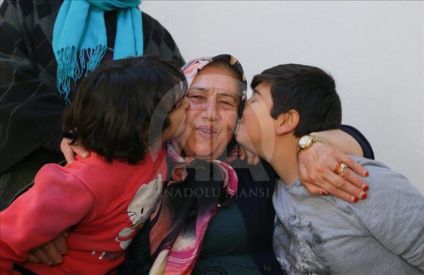 Nebiha teyze, Suriyeli ailenin gülen yüzü oldu 1