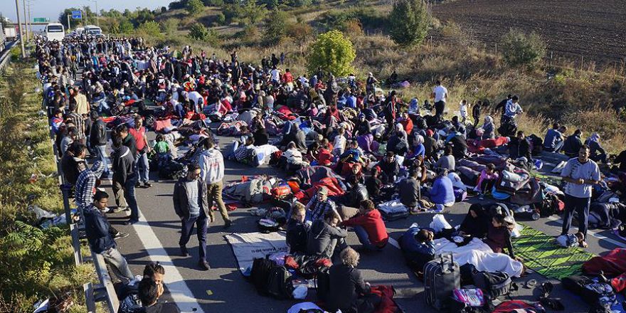 Sığınmacıların Avrupa'ya geçişi yeniden gündemde