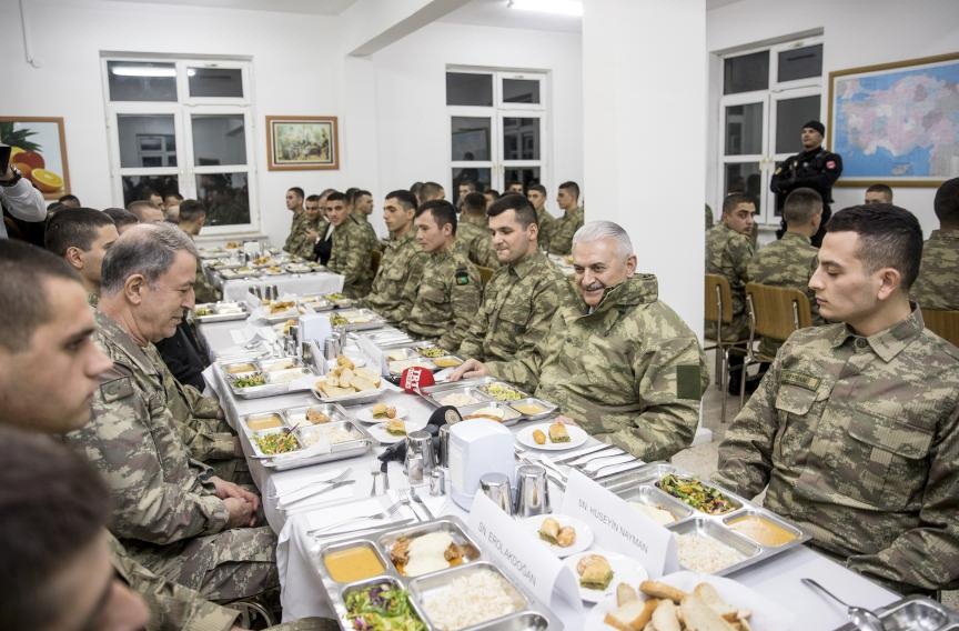 'Türk komandosu güven ve barışın teminatıdır..' 2