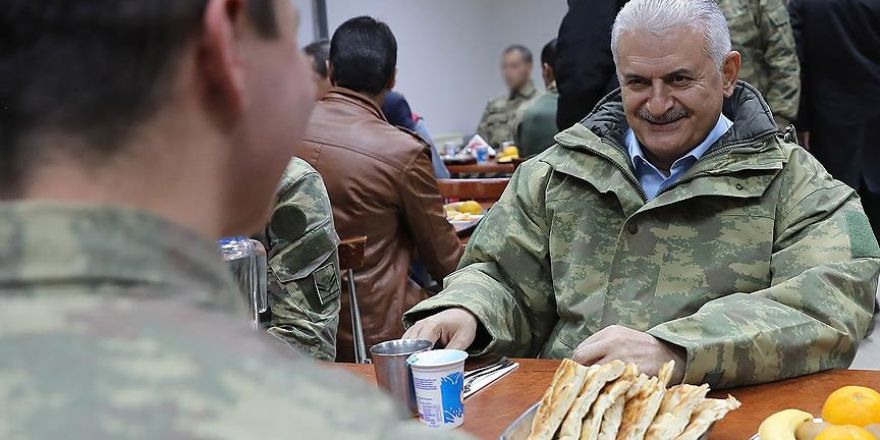 'Türk komandosu güven ve barışın teminatıdır..'