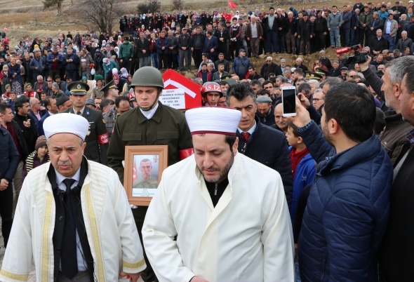 Şehit Akagündüz'ü Dualarla Uğurlandık.. 1