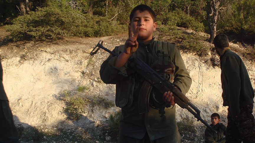 Hafıza kartlarından YPG/PKK'nın 'çocuk savaşçıları' çıktı 2