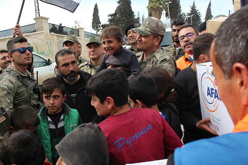 2. Ordu Komutanı Temel’den Afrin’de kardeşlik mesajı 1