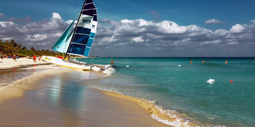 Varadero; Kubada havanaya 150km uzaklikta turistik bir merkez..