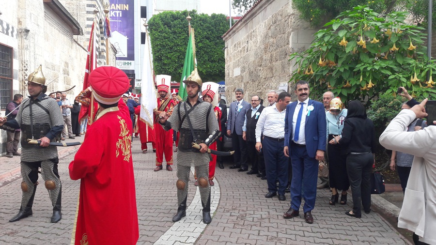 Adana'da Vakıf Haftası Kutlamaları Mehteran Gösterisi ile Devam Etti.. 6