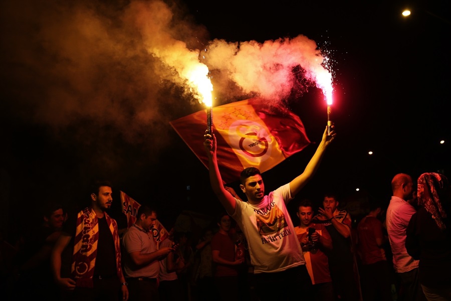 Adana’da Galatasaray’ın Şampiyonluğu Kutlanıyor 1