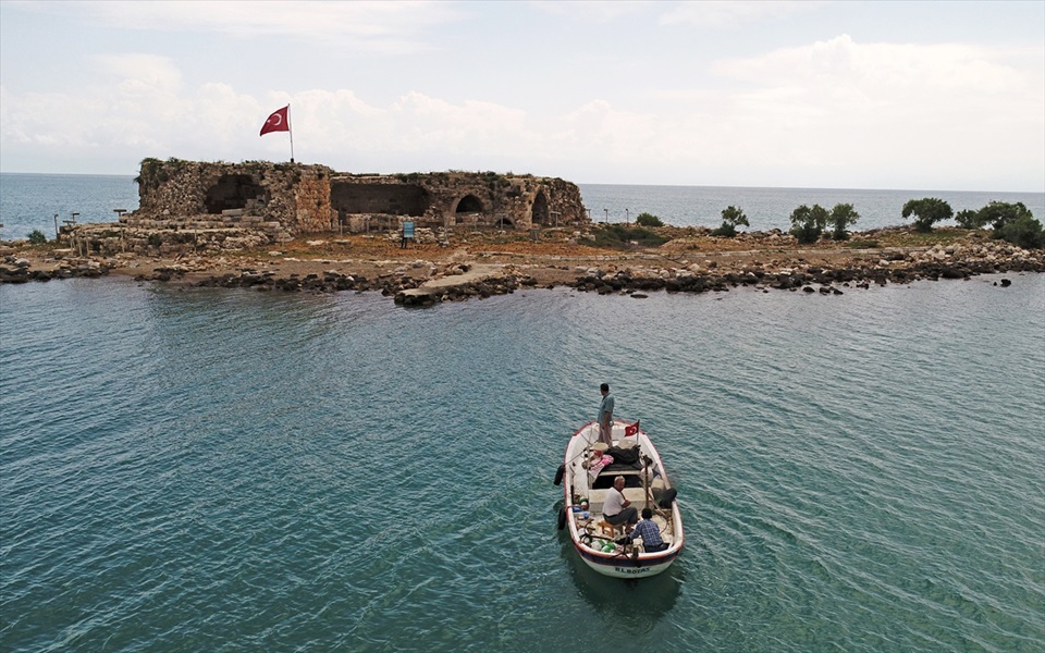 Adana'nın denizi turistleri bekliyor 3