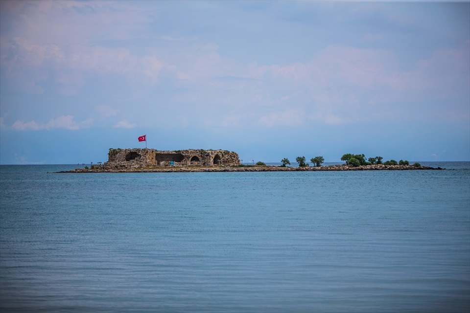 Adana'nın denizi turistleri bekliyor 8