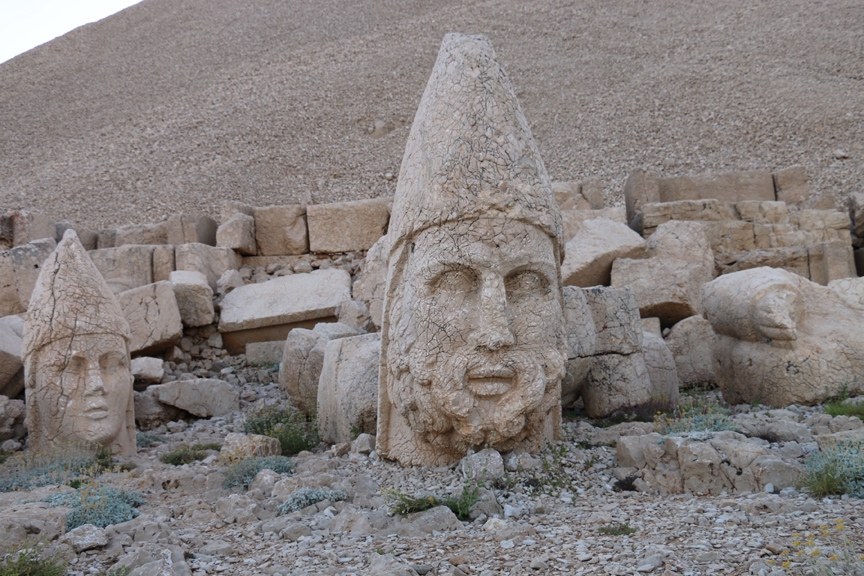 'Dünya mirası' Nemrut'a ziyaretçi akını 1