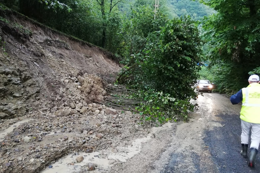 Ordu'nun ilçelerini sel vurdu 9