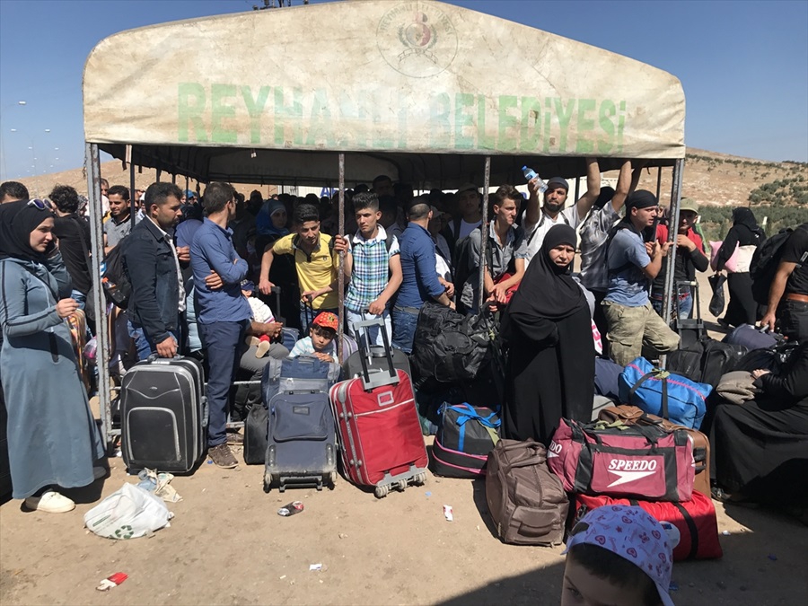 Cilvegözü Sınır Kapısı'ndan bayram geçişleri sürüyor 4