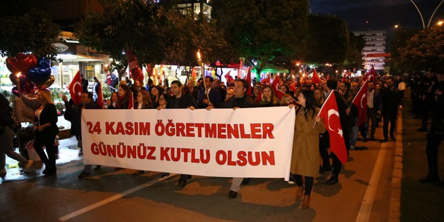 Adana'da 24 Kasım Öğretmenler Günü etkinlikleri