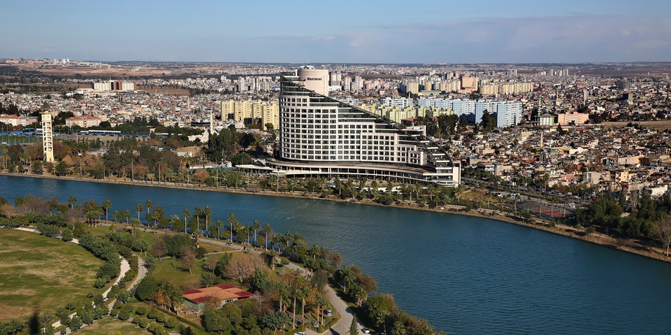 Sabancı Merkez Cami'inden Adana.. 4