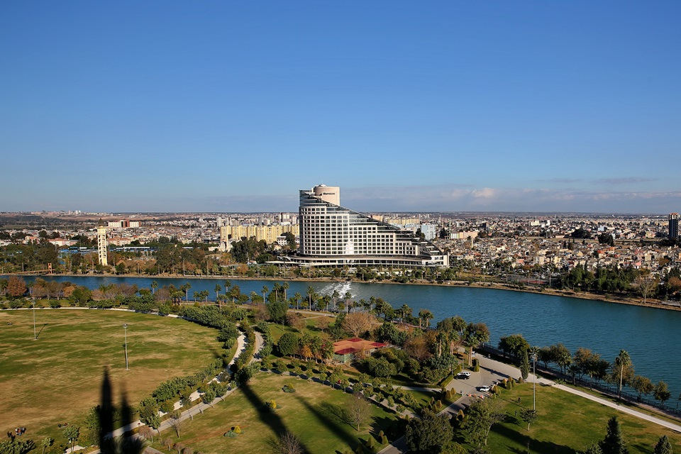 Sabancı Merkez Cami'inden Adana.. 8