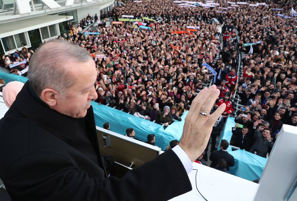 Erdoğan AK Parti'nin seçim manifestosunu açıkladı 12