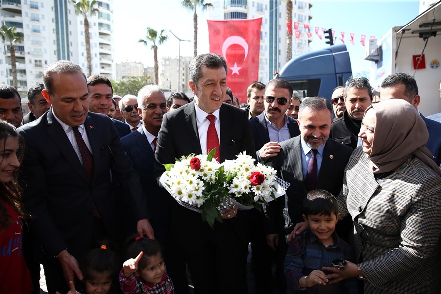 Milli Eğitim Bakanı Selçuk, Adana’da 2