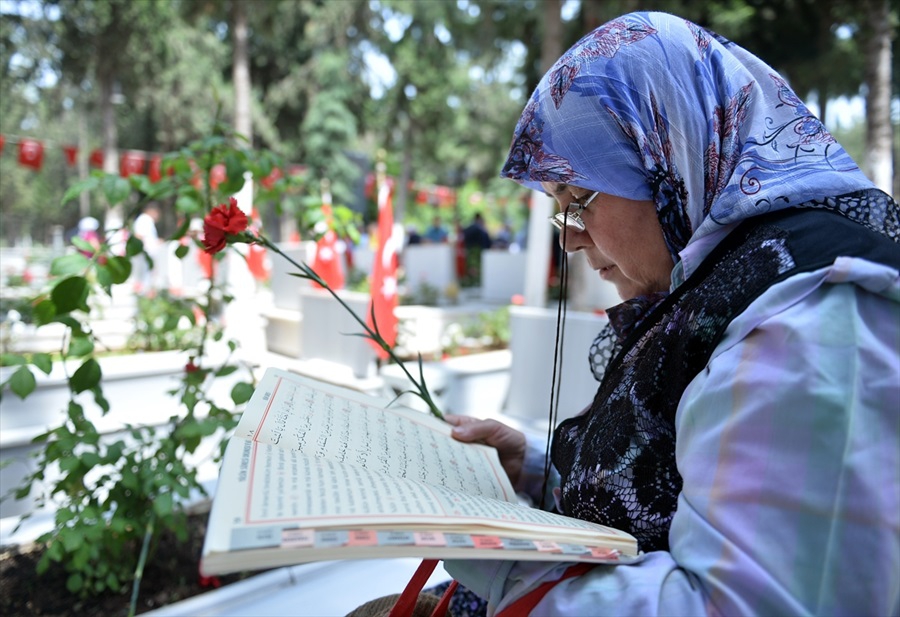 Çukurova’da Bayram öncesi şehitlik ziyaretleri 14