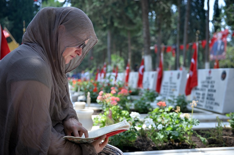 Çukurova’da Bayram öncesi şehitlik ziyaretleri 9