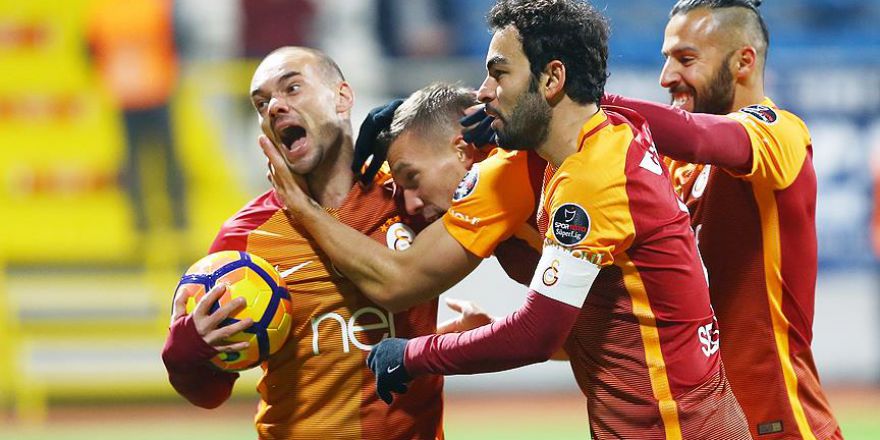 Galatasaray evinde farklı kazandı..