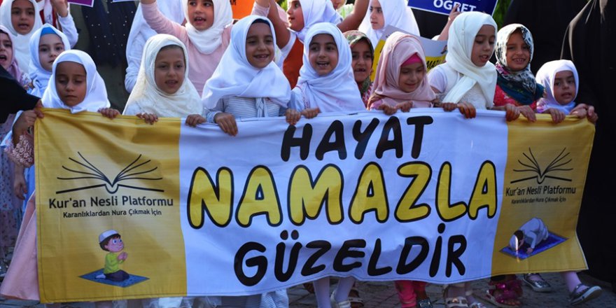 Adana'da "hayat namazla güzeldir" etkinliği