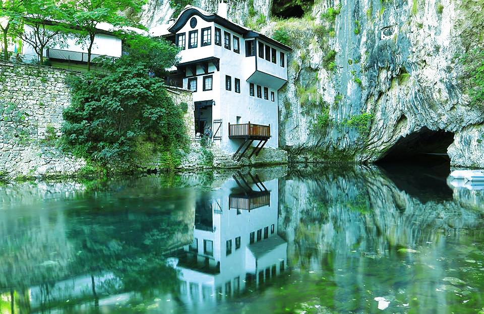 Bosna da MOSTAR a gittiğimizde bu kareleri çekmiştik.. 2