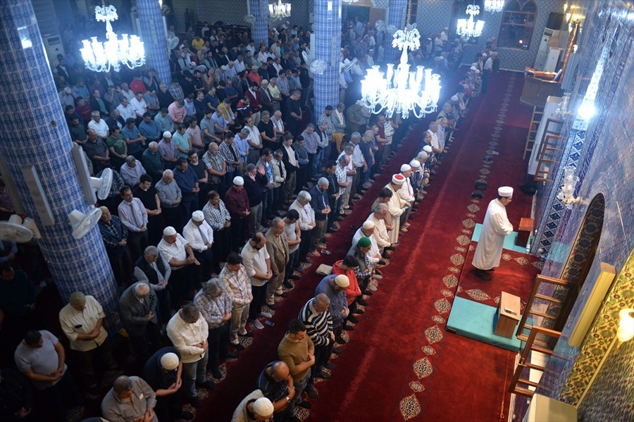 Mevlit Kandili idrak ediliyor 14