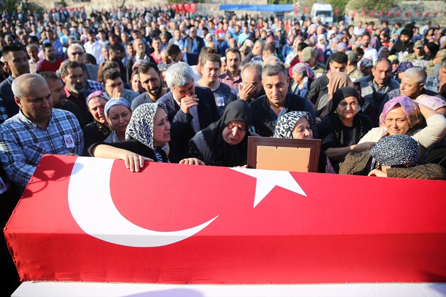 Şehit Hereklioğlu son yolculuğuna uğurlandı 10