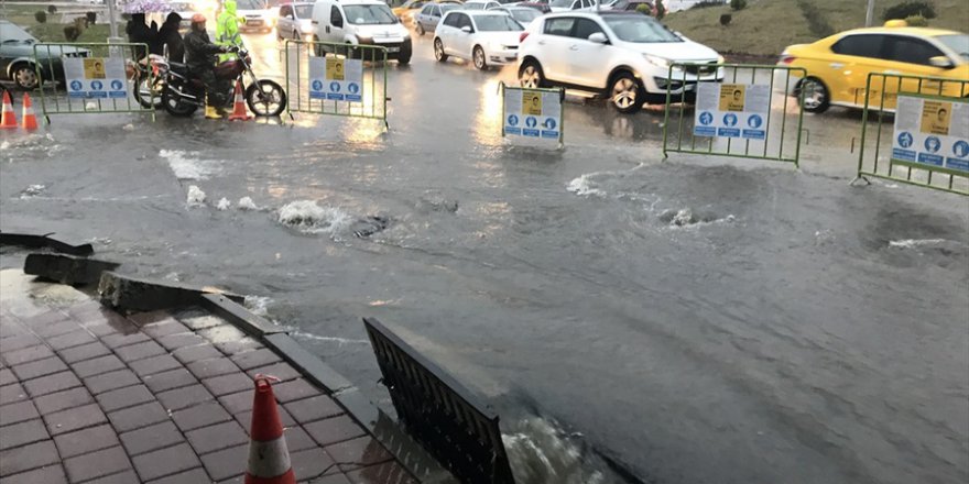 Adana'da sağanak nedeniyle eğitime çarşamba günü de ara verildi