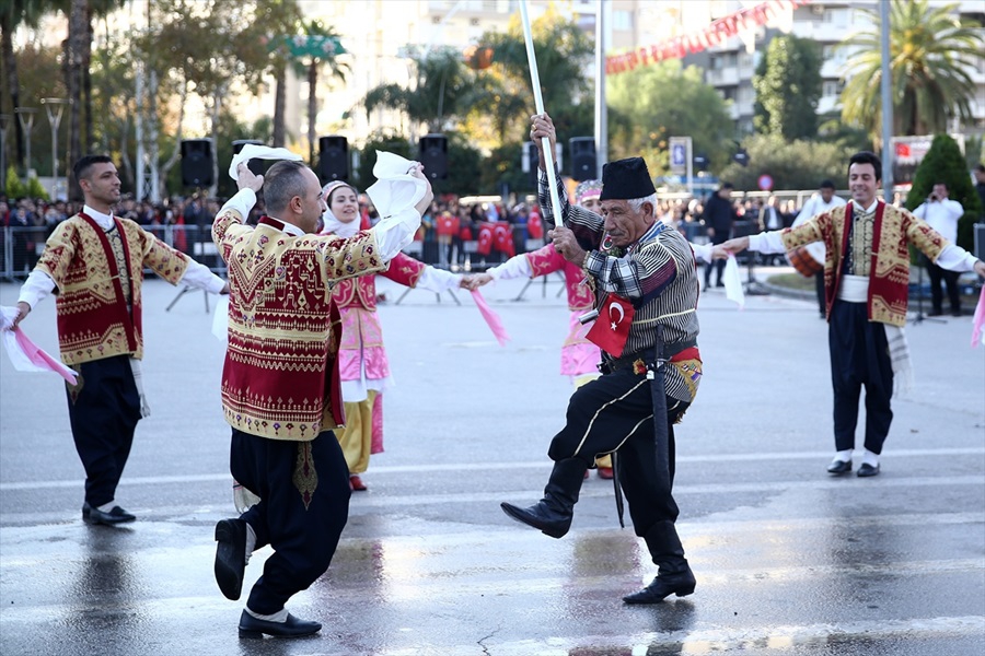 Adana'nın düşman işgalinden kurtuluşunun 98. yıl dönümü kutlandı 12