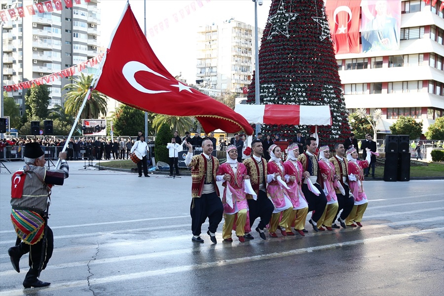 Adana'nın düşman işgalinden kurtuluşunun 98. yıl dönümü kutlandı 4