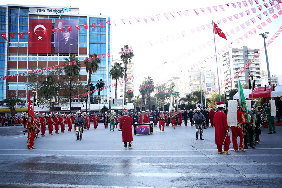 Adana'nın düşman işgalinden kurtuluşunun 98. yıl dönümü kutlandı 8