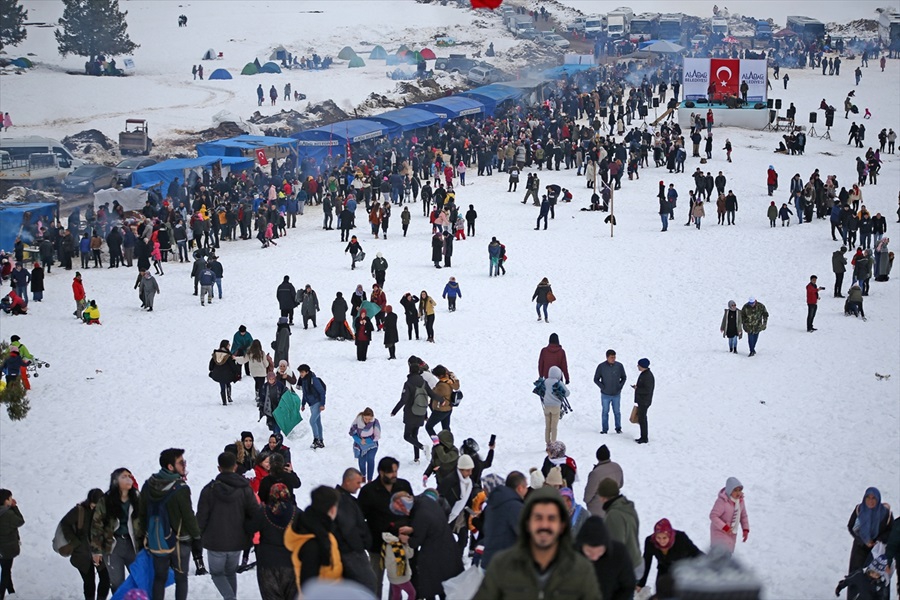 Adana'da 3. Kardan Adam Şenliği düzenlendi 20