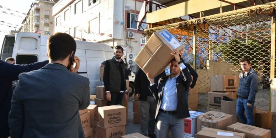 Hatay, Adana ve Mersin'den deprem bölgesine yardım malzemesi desteği