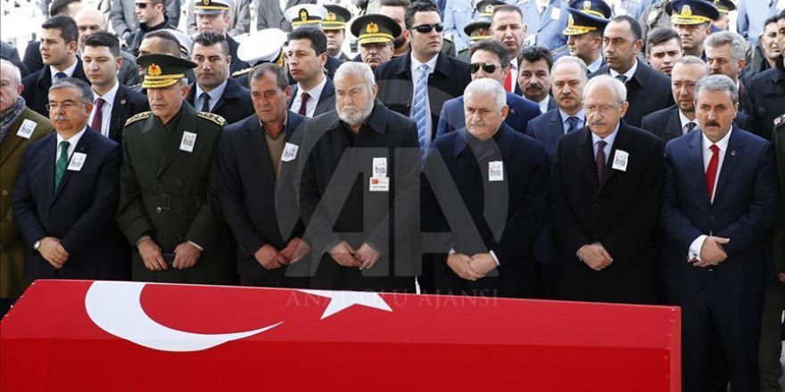 Fırat Kalkanı şehidi son yolculuğuna uğurlandı