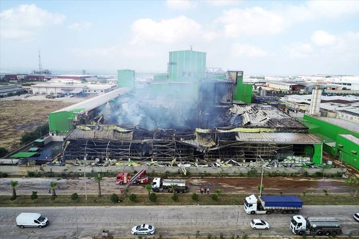 29 Haziran 2020  Adana'daki fabrika yangını 1