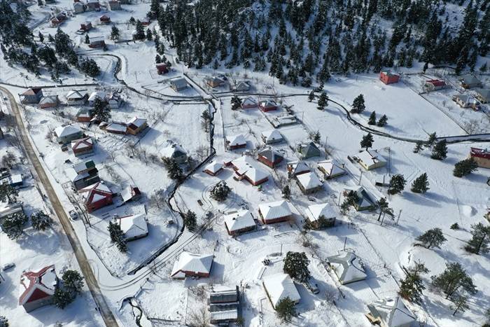 Adana’da kar yağışı güzel görüntüler oluşturdu 13