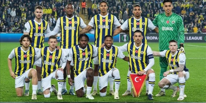 Derbiyi kazanan Fenerbahçe şampiyonluk umutlarını sürdürdü