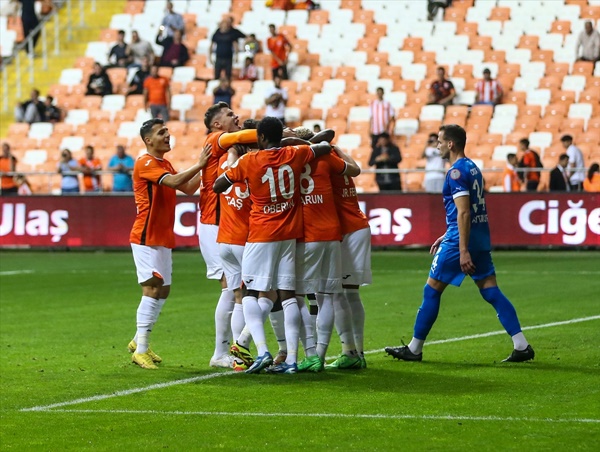 Adanaspor, sahasında Bodrum FK ile 1-1 berabere kaldı.