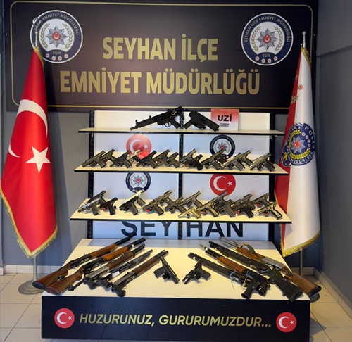 Adana'da asayiş uygulamalarında yakalanan 55 zanlı tutuklandı