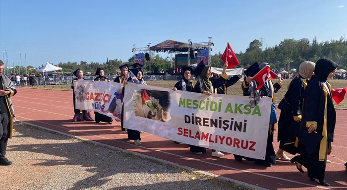 Mersin Üniversitesinden "Filistin pankartına izin verilmedi" paylaşımlarına ilişkin açıklama: