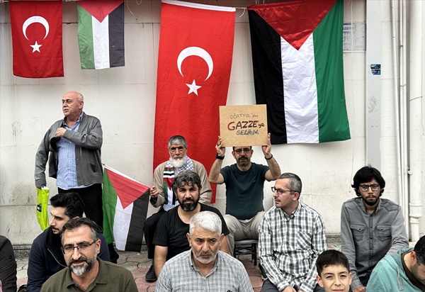 Hatay'da Gazze'ye destek için oturma eylemi düzenlendi