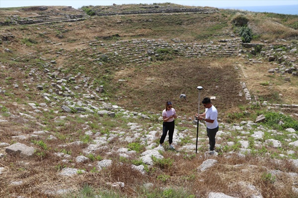 Antik kentteki tiyatro restorasyonla kültürel etkinliklere ev sahipliği yapacak