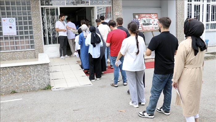 Adana, Mersin, Hatay ve Osmaniye'de YKS'nin ilk oturumu başladı