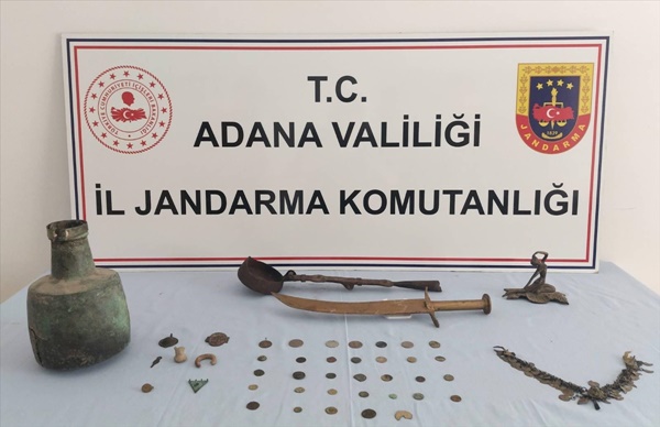 Adana'da tarihi eser niteliği taşıdığı değerlendirilen 46 parça ele geçirildi