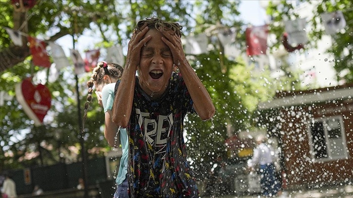 Adana, Mersin ve Osmaniye'de sıcak hava etkisini sürdürüyor