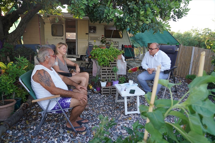 Çadır ve karavan tutkunları bayram tatilini Mersin sahillerinde geçirdi